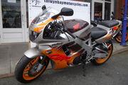 Picture 4 - 1994 Honda CBR 900 RR Fireblade Iconic 90's Sports Motorcycle motorbike