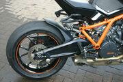 Picture 9 - 2010 KTM 1190cc RC8 R Akrapovic Limited Special Edition White motorbike