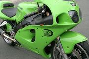 Picture 2 - Kawasaki ZX7 RR motorbike