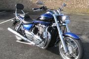 Picture 2 - Triumph Thunderbird 1600 blue/black 13 sissy bar rack engine bars 750 miles motorbike