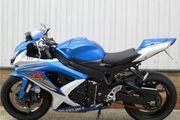 Picture 4 - 2010 Suzuki GSXR 750 K9. blue & white. low miles motorbike