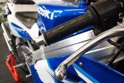 Picture 4 - Suzuki Motorbike RGV 250 VJ22 SP - Stunning Collectible Two-Stroke motorbike