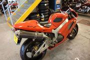 Picture 5 - Honda VTR 1000 SP2 motorbike