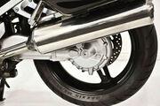 Picture 8 - Yamaha FJR1300. 2003 53, Yamaha colour coded Top Box & Panniers, Screen Extender motorbike