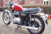 Picture 7 - 1976 Triumph Bonneville T140 750cc Roadster Red motorbike