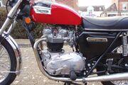 Picture 9 - 1976 Triumph Bonneville T140 750cc Roadster Red motorbike