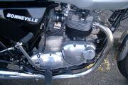 Picture 3 - Triumph Harris Bonneville T140 motorbike