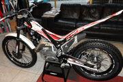 Picture 7 - 2014 Model Beta Motor EVO 2T 250 cc Trials Bike motorbike
