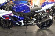 Picture 2 - Suzuki GSXR 1000 GSXR 1000 K1 999cc Supersport Blue/White motorbike