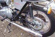 Picture 10 - 1976 Triumph Bonneville T140 750cc Red motorbike