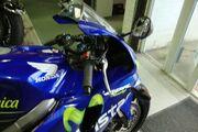 Picture 7 - 2008 Honda CBR600 RR6 599cc Sports in Movistar Blue motorbike