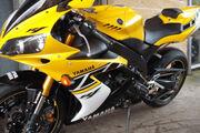 Picture 8 - 2006 Yamaha YZF R1 2006 50th Anniversary Model motorbike