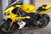 Picture 11 - 2006 Yamaha YZF R1 2006 50th Anniversary Model motorbike
