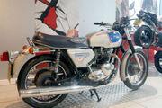 Picture 4 - Triumph Bonneville Silver 750 Silver Jubilee Limited Edition 1 of 1000 motorbike