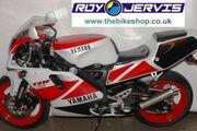 Picture 9 - 1993 Yamaha TZR250 3XV Dry Clutch 250cc Sports in Red motorbike