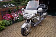 Picture 2 - 2002 Honda Goldwing GL 1800 A-2 Silver motorbike