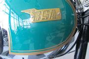Picture 4 - BSA B31 350cc motorbike