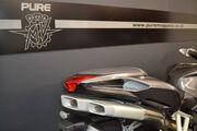 Picture 9 - MV Agusta F4 998 cc F4 1000 R New 2013 (just reduced by over £2000) motorbike
