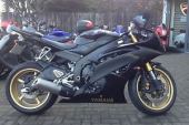 Absolutely Beautiful Black & Gold Yamaha YZF R6 Super Sport for sale