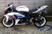 Picture 7 - Suzuki GSX-R 1000Z L3 Yoshimura Millionth Edition (1 Of 117 UK Bikes) 2013 motorbike