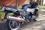 Picture 3 - 2011 Kawasaki ZZR1400 1400cc Supersport Black motorbike