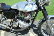 Picture 10 - Dunstall Norton Commando Cafe Racer motorbike