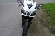 Picture 8 - Aprilia RSV 4 R, 1800 miles, factory SE fairings, Aprilia warranty motorbike