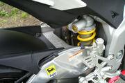 Picture 10 - Aprilia RSV 4 R, 1800 miles, factory SE fairings, Aprilia warranty motorbike
