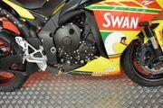 Picture 11 - Yamaha YZF R1 2012 motorbike