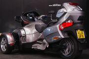 Picture 6 - Can-Am Spyder RT semi auto trike massive spec 4700 miles motorbike