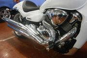 Picture 8 - Suzuki VZR 1800 Z K9 Intruder in White 1200 Miles Data Tool 4 Alarm motorbike