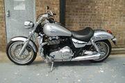 Picture 2 - Triumph Thunderbird 1600 Two Tone Stunner Loaded With Chrome Extras motorbike