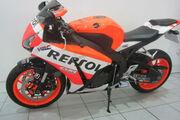 Picture 9 - 2014 Honda CBR1000RR Fireblade REPSOL motorbike