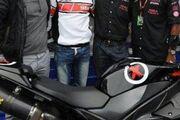 Picture 10 - Yamaha YZF R1 one-off Lorenzo replica motorbike