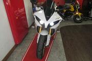 Picture 3 - 2013 Yamaha YZF R1 White motorbike