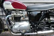 Picture 6 - 1967 Triumph Bonneville T120R motorbike
