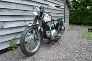 Picture 8 - 1967 Triumph Bonneville T120R motorbike