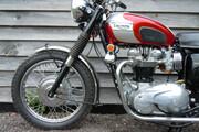 Picture 2 - 1970 Triumph Bonneville T120R motorbike