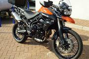 Picture 2 - Triumph Tiger 800 XC ABS in Blazing orange, Low mileage motorbike