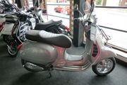 Picture 3 - Vespa GTS Touring 300 motorbike