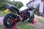 Picture 4 - Yamaha YZF R1 Crossplane 2010 motorbike