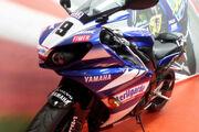 Picture 5 - Yamaha YZF R1, Full Race Replica, Akrapovic Exhausts, Tailtidy, Only 2475 Miles motorbike