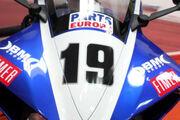 Picture 8 - Yamaha YZF R1, Full Race Replica, Akrapovic Exhausts, Tailtidy, Only 2475 Miles motorbike