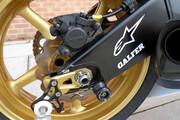 Picture 6 - 2011 Yamaha YZF R6 Fully track prepared (not used on track yet) + all standard bits motorbike