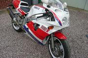 Picture 9 - 1989 Yamaha FZR750R OW01 Homologation special. Superb condition motorbike