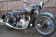Picture 2 - 1937 Velocette MSS barn find project with V5C possible KSS conversion motorbike