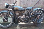 Picture 3 - 1937 Velocette MSS barn find project with V5C possible KSS conversion motorbike