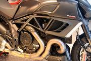 Picture 10 - 2011 Ducati Diavel Carbon Black, 3500 Miles, 1 Owner, Termi Exhaust motorbike