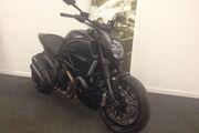 Picture 2 - Ducati Diavel 2013 Stunning Matte Black motorbike