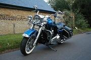 Picture 4 - 2009 Harley-Davidson Touring FLHRC 1584 Road King Classic motorbike
